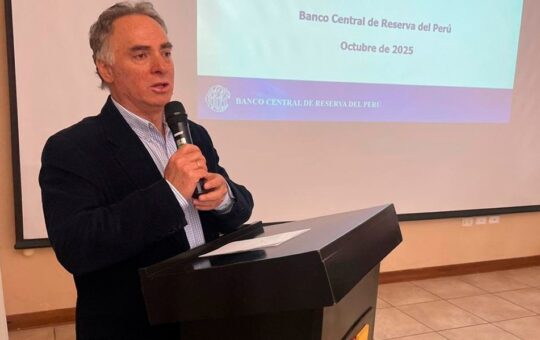 «EL AGUA DE LLUVIA NO SE APROVECHA, SE NECESITA UNA POLÍTICA REGIONAL PARA EL DESARROLLO HÍDRICO EN CAJAMARCA» – RCR Peru