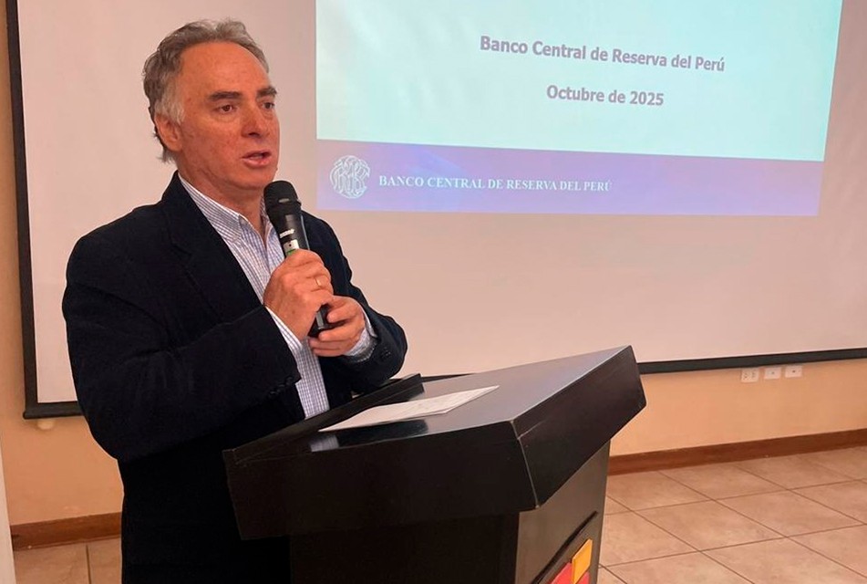 «EL AGUA DE LLUVIA NO SE APROVECHA, SE NECESITA UNA POLÍTICA REGIONAL PARA EL DESARROLLO HÍDRICO EN CAJAMARCA» – RCR Peru