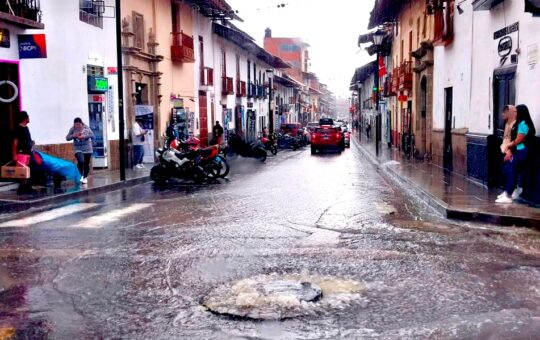 INDECI DE CAJAMARCA INVOCA A POBLACIÓN ESTAR ALERTAS ANTE PRESENCIA DE LLUVIAS INTENSAS Y ASEGURAR VIVIENDAS PARA EVITAR DESASTRES. – RCR Peru