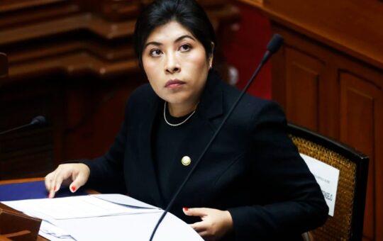 PERÚ ROMPE RELACIONES DIPLOMÁTICAS CON MÉXICO TRAS PEDIDO DE ASILO DE BETTSY CHÁVEZ – RCR Peru