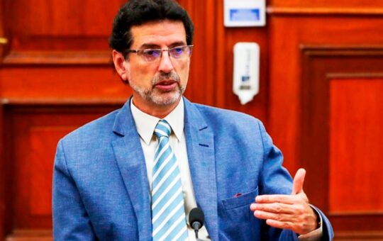 ESSALUD SUFRE «DETERIORO PROGRESIVO» POR POLITIZACIÓN Y MALA GESTIÓN – RCR Peru