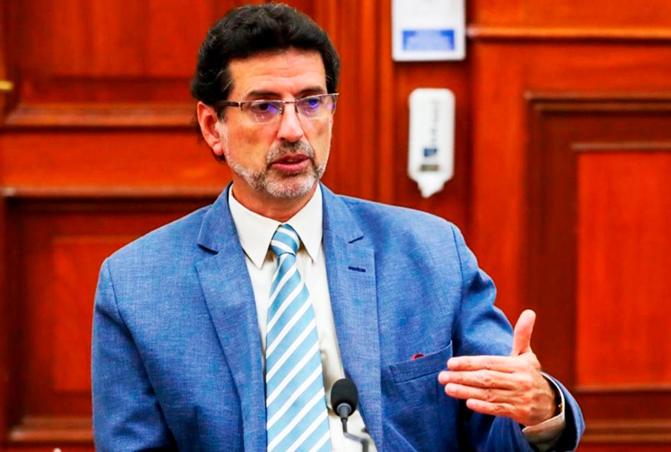 ESSALUD SUFRE «DETERIORO PROGRESIVO» POR POLITIZACIÓN Y MALA GESTIÓN – RCR Peru