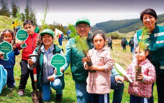 SERFOR  CAJAMARCA DESTACA PARTICIPACIÓN DE NEWMONT FONCREAGRO EN SEMANA FORESTAL 2025 – RCR Peru