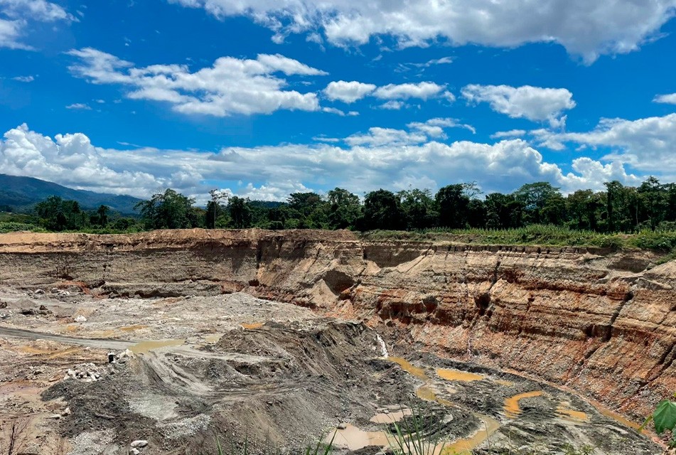 MINERÍA ILEGAL ECUATORIANA VIENE INVADIENDO CAJAMARCA Y AMENAZA FRONTERA CON MAFIAS TRANSNACIONALES – RCR Peru