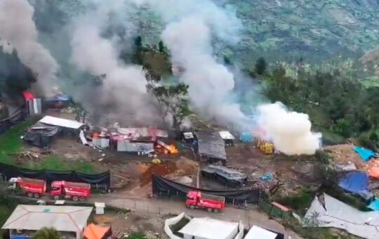 MINERÍA ILEGAL Y CRIMEN ORGANIZADO GOLPEAN EL TURISMO EN CAJAMARCA CON CIERRE DE VÍAS Y CONTAMINACIÓN AMBIENTAL – RCR Peru