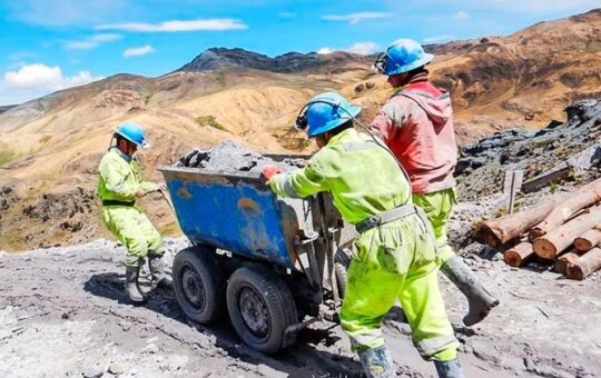INDUMIN IMPULSA LA MINERÍA FORMAL A PEQUEÑA ESCALA – RCR Peru