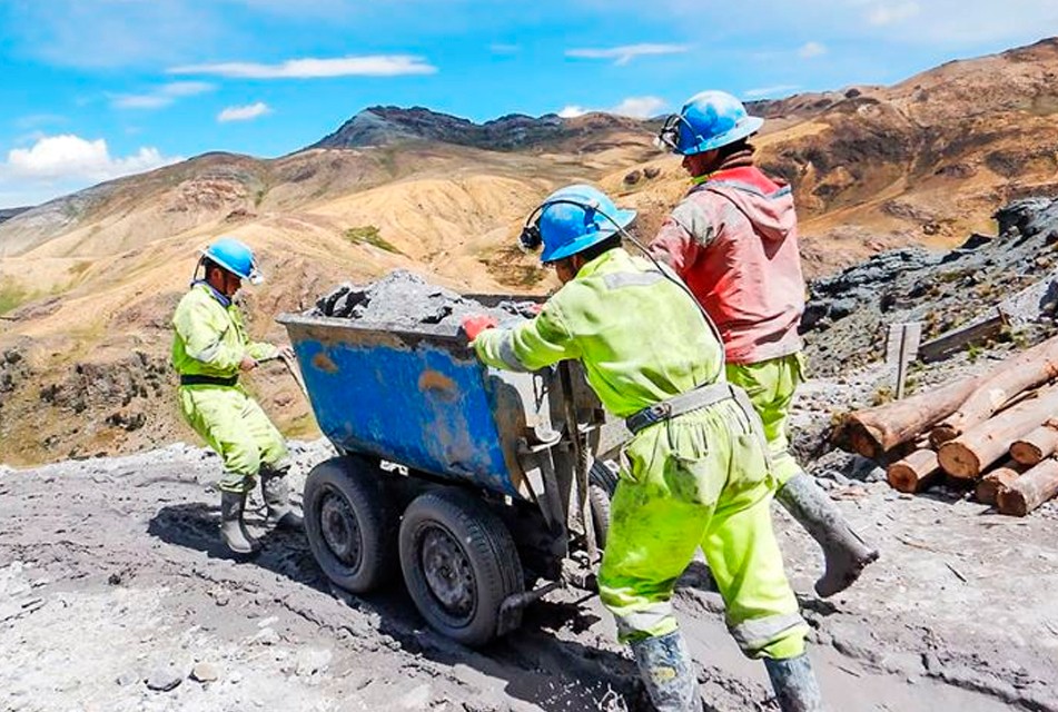 INDUMIN IMPULSA LA MINERÍA FORMAL A PEQUEÑA ESCALA – RCR Peru