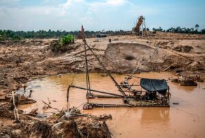 AMPLIACIÓN DEL REINFO VA A FRENAR GRANDES INVERSIONES – RCR Peru