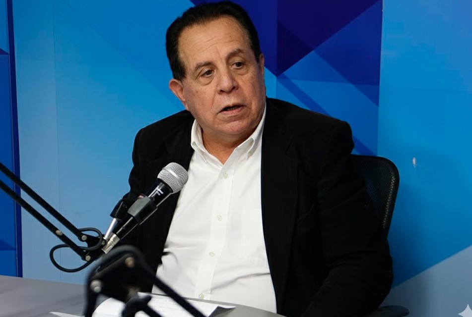 “EL CONGRESO DE LA UNICAMERAL NO ES COMPETENTE PARA ELABORAR LOS REGLAMENTOS A LA CÁMARA DE DIPUTADOS Y SENADORES” – RCR Peru