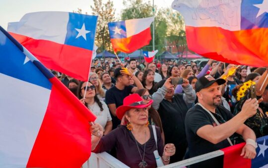 “LOS CHILENOS HAN VOTADO POR EL CAMBIO EN CONTRA DEL GOBIERNO Y DEL CONTINUISMO” – RCR Peru