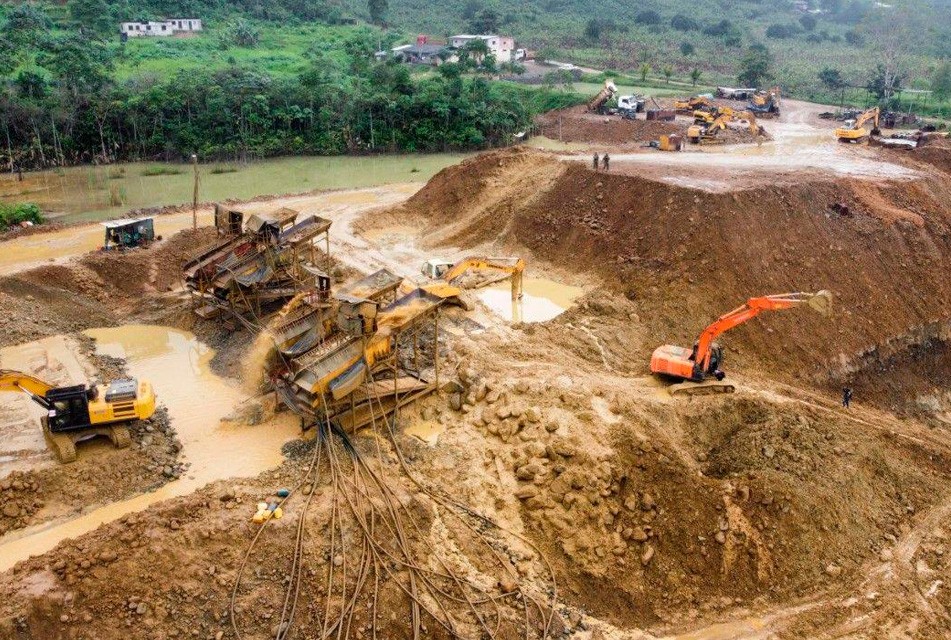 MAFIAS DE MINERÍA ILEGAL INGRESAN POR LA FRONTERA PARA OPERAR EN ZONAS COMO EL TINGO, SINCHAO, CHUGUR, JAÉN Y SAN IGNACIO – RCR Peru