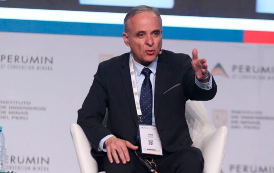 PROPUESTA DE AMPLIAR EL REINFO RESPONDE A INTERESES DE ORDEN POLÍTICO Y ECONÓMICO PARA FAVORECER A ORGANIZACIONES ILEGALES – RCR Peru