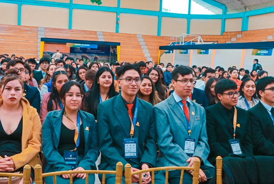 MINERÍA FORMAL GENERA EMPLEOS Y OPORTUNIDADES PARA JÓVENES PROFESIONALES Y TÉCNICOS EN CAJAMARCA – RCR Peru