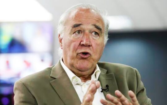 “ES CONTUNDENTE SENTENCIA DE 14 AÑOS PARA MARTÍN VIZCARRA POR PEDIR SOBORNOS” – RCR Peru