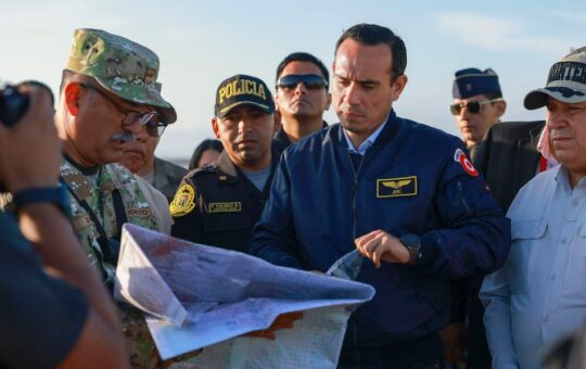 PRESIDENTE PERUANO HACE «LA FINTA» EN LA FRONTERA SUR Y TACNA YA PAGA LAS CONSECUENCIAS – RCR Peru