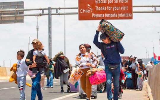EL PERÚ NO PUEDE PERMITIR QUE CHILE HAGA QUE VENEZOLANOS RETORNEN A SU PAÍS POR NUESTRO TERRITORIO – RCR Peru