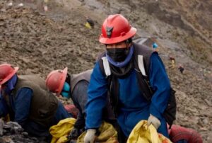 AMPLIACIÓN DEL REINFO HASTA EL 2026 ES UN TREMENDO INCENTIVO PARA QUE SIGA AVANZANDO EL CRIMEN ORGANIZADO DE LA MANO CON LA MINERÍA ILEGAL – RCR Peru