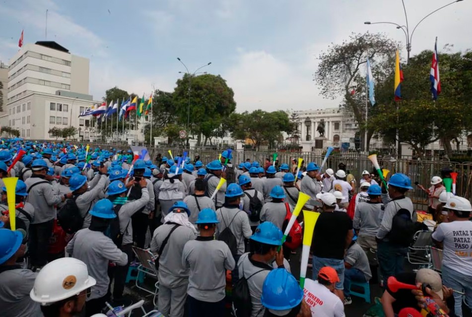 FRACASO DEL REINFO ARRASTRA DESDE GOBIERNOS ANTERIORES – RCR Peru