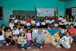 CLAUSURAN CON ÉXITO EL PRIMER TALLER DE TEJIDO EN PAJA TOQUILLA, IMPULSANDO LA CAPACIDAD EMPRENDEDORA DE 80 PERSONAS  EN OCOTO ALTO – RCR Peru