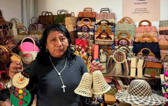 ARTESANAS PIURANAS LLEVAN EL TEJIDO EN PAJA TOQUILLA A LA FERIA NACIONAL RURAQ MAKI EN LIMA – RCR Peru