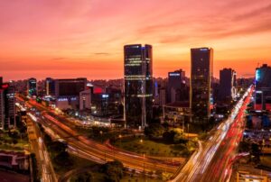 PRESUPUESTO ALTO EN GASTO CORRIENTE AHUYENTA A INVERSIONISTAS PRIVADOS – RCR Peru