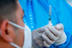 DEMANDAN REFORZAR MEDIDAS PREVENTIVAS ANTE POSIBLE AUMENTO DE CONTAGIOS DE INFLUENZA AH3N2 – RCR Peru