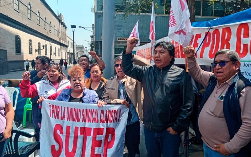 SUTEP DEMANDA AL GOBIERNO CUMPLIR CON AUMENTAR PRESUPUESTO DEL SECTOR EN 6% DEL PBI EN 2026 – RCR Peru