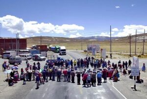 PUNO CIERRA FILAS CONTRA PARTIDOS DE DERECHA Y ANTICIPA UN ESCENARIO ELECTORAL ATÍPICO – RCR Peru