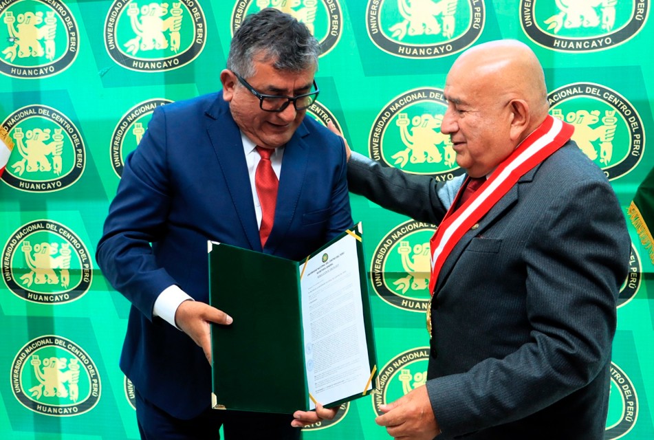 LAS UNIVERSIDADES DEBEN SER EL MOTOR DE LAS SOLUCIONES QUE EL PERÚ DEMANDA – RCR Peru