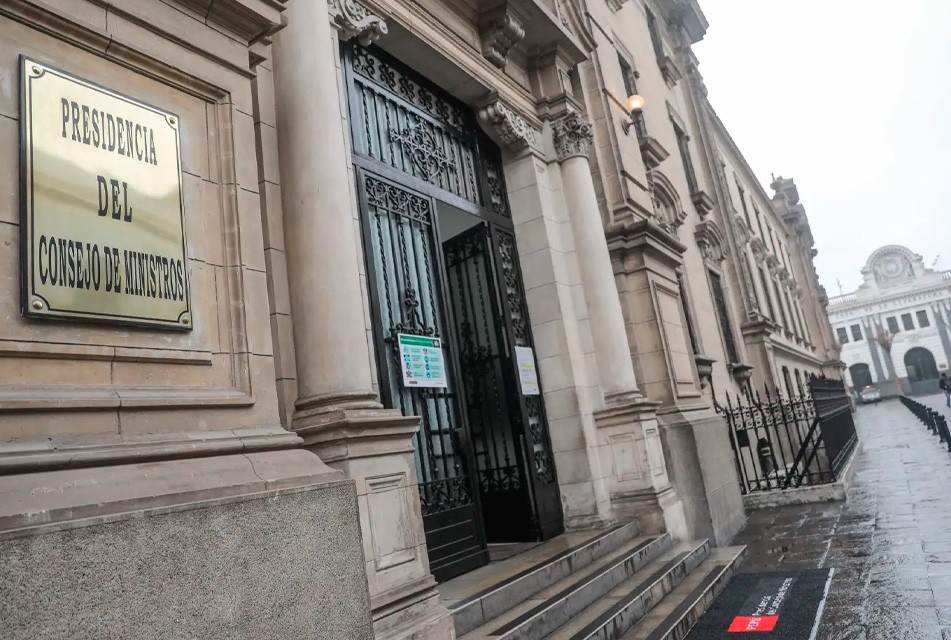 ESTABLECEN USO DE FRASE “¡EL PERÚ A TODA MÁQUINA!” PARA TODAS LAS ENTIDADES DEL EJECUTIVO – RCR Peru