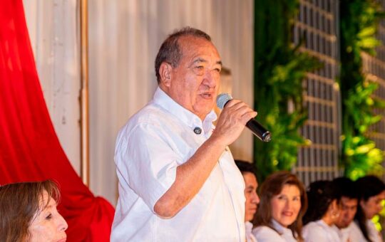 JEE DECLARA FUNDADAS TACHAS CONTRA MARIO VIZCARRA Y PONE EN RIESGO PLANCHA DE PERÚ PRIMERO – RCR Peru