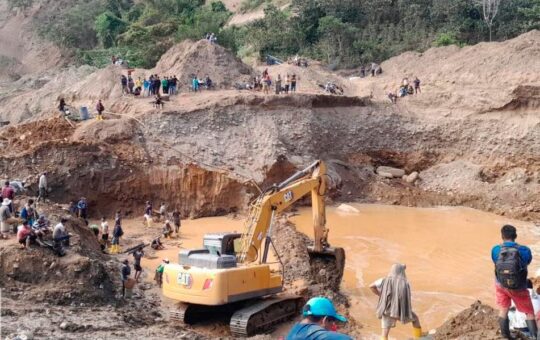PREMIER ÁLVAREZ:  SI LA MINERÍA ILEGAL SIGUE AVANZANDO, EL DAÑO AMBIENTAL EN ZONAS COMO CONGA SERÁ IRREVERSIBLE – RCR Peru