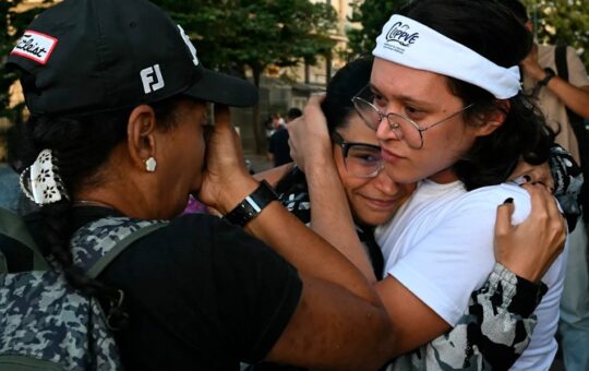 LIBERACIÓN DE PRIVADOS DE LIBERTAD EN VENEZUELA BUSCA DESCOMPRIMIR LA CRISIS Y ENVIAR SEÑAL DE RECONCILIACIÓN EN MEDIO DE NEGOCIACIONES CON EE. UU – RCR Peru