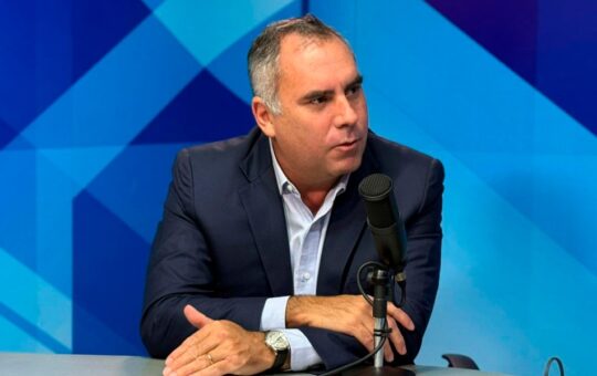 PARTIDO LIBERTAD POPULAR PROPONE CRECIMIENTO CON INVERSIÓN PRIVADA, ESTADO FUERTE Y LUCHA FRONTAL CONTRA LA INSEGURIDAD – RCR Peru