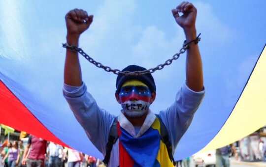 VENEZUELA MANTIENE MÁS DE 800 PRESOS POLÍTICOS Y SOCIEDAD CIVIL EXIGE LIBERACIÓN TOTAL – RCR Peru
