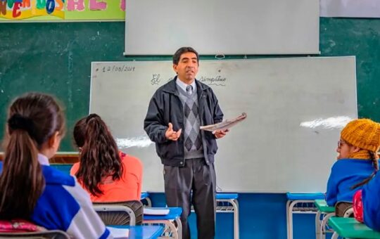 FALTAS ADMINISTRATIVAS DOCENTES ACTIVAN PROCESOS DISCIPLINARIOS BAJO LA LEY DE REFORMA MAGISTERIAL – RCR Peru