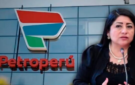 TRABAJADORES ANUNCIAN HUELGA DE 72 HORAS DESDE EL 19 DE ENERO Y EXIGEN LA RENUNCIA DE LA TITULAR DEL MEF – RCR Peru