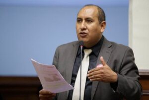 REUNIÓN SECRETA DEL PRESIDENTE JOSÉ JERÍ CON EMPRESARIO CHINO PODRÍA DERIVAR EN MOCIÓN DE VACANCIA – RCR Peru