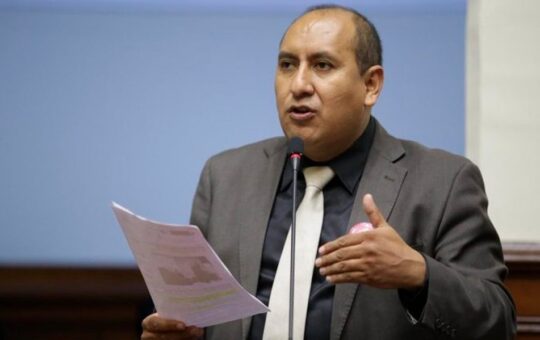 REUNIÓN SECRETA DEL PRESIDENTE JOSÉ JERÍ CON EMPRESARIO CHINO PODRÍA DERIVAR EN MOCIÓN DE VACANCIA – RCR Peru