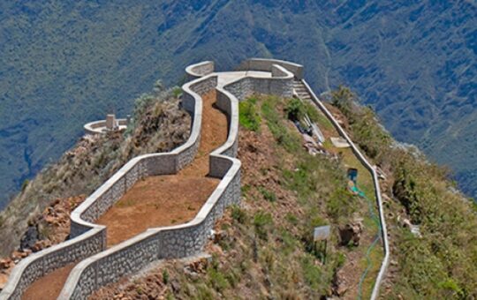 IMPULSAN EL DESARROLLO TURÍSTICO SOSTENIBLE CON EL FORTALECIMIENTO DEL PROYECTO CAÑÓN DEL APURÍMAC – RCR Peru