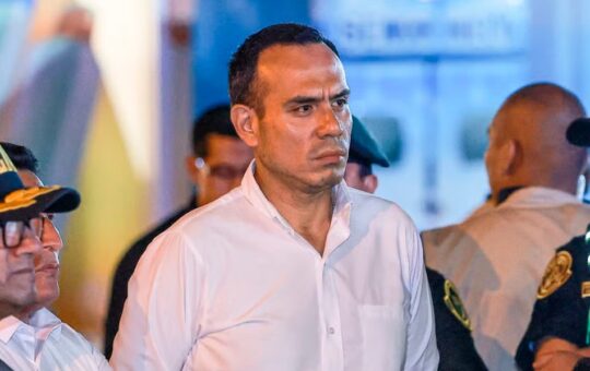 EL PRESIDENTE JOSÉ JERÍ ES UNA PERSONA INEXPERTA QUE NO DA LA TALLA PARA EL CARGO – RCR Peru