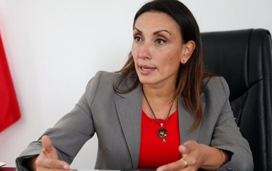 LA CENSURA ES EL MECANISMO PROCEDENTE PARA LA SALIDA DEL PRESIDENTE – RCR Peru