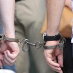 Insólito: Llamó a la policía para denunciar narcotráfico y terminó detenido junto a los delatados