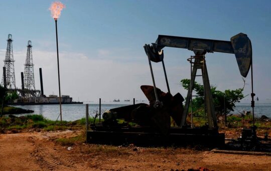 VENEZUELA APRUEBA REFORMA DE LA LEY DE HIDROCARBUROS Y ABRE EL SECTOR PETROLERO A LA INVERSIÓN PRIVADA – RCR Peru