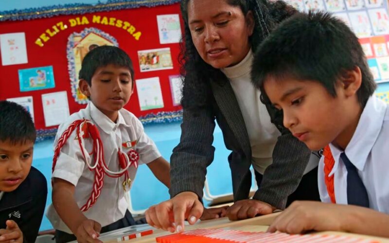 CANDIDATO A DIPUTADO DIEGO LA ROSA APUESTA POR LA EDUCACIÓN COMO BASE DE SU GESTIÓN POR PRIMERO LA GENTE – RCR Peru
