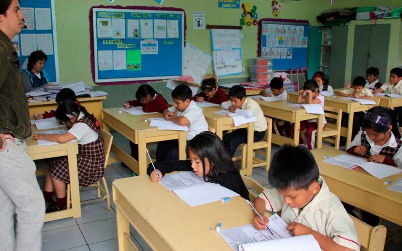 DEMANDAN CAPACITACIÓN DOCENTE PARA ATENDER A ESTUDIANTES CON AUTISMO EN AULAS REGULARES – RCR Peru