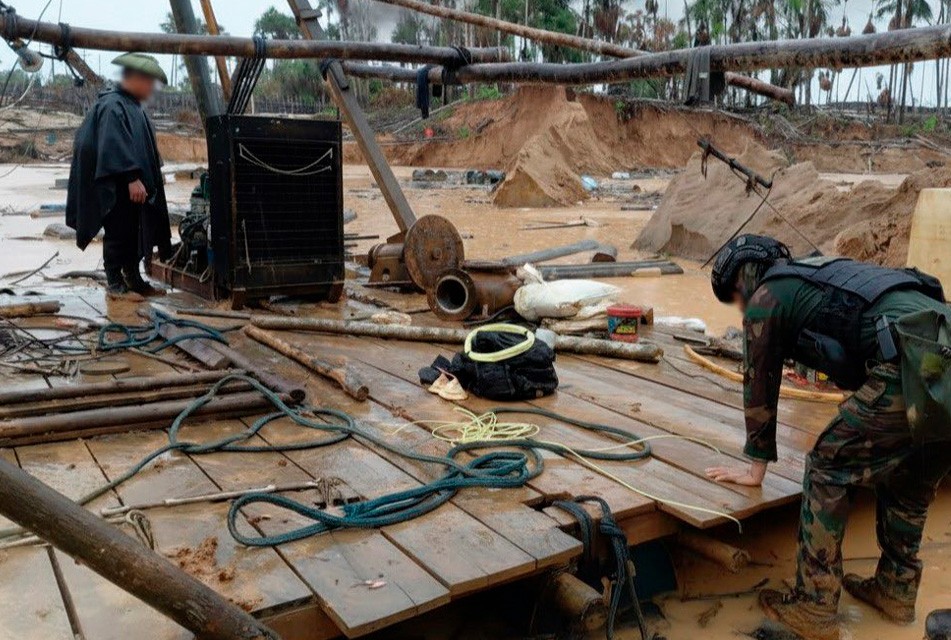 DESBORDE DE MINERÍA ILEGAL ES UNA AMENAZA AL FUTURO DE MUCHAS REGIONES DEL PERÚ – RCR Peru