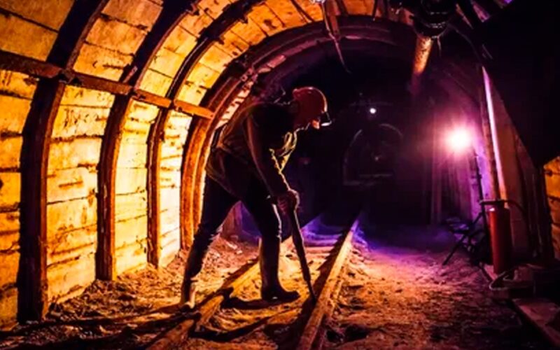 ES IMPORTANTE DESARROLLAR ASOCIATIVIDAD ENTRE PEQUEÑOS MINEROS PARA COMPETIR EN EL MERCADO – RCR Peru