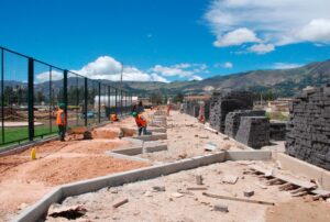 COLEGIO DE ECONOMISTAS PROPONE REFORMA LEGAL PARA RESCATAR S/ 21 MIL MILLONES EN OBRAS PARALIZADAS – RCR Peru
