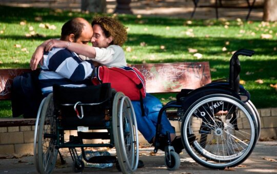 PSICÓLOGA DESTACA IMPORTANCIA DEL RESPETO Y LA ADMIRACIÓN EN PAREJAS CON DISCAPACIDAD – RCR Peru